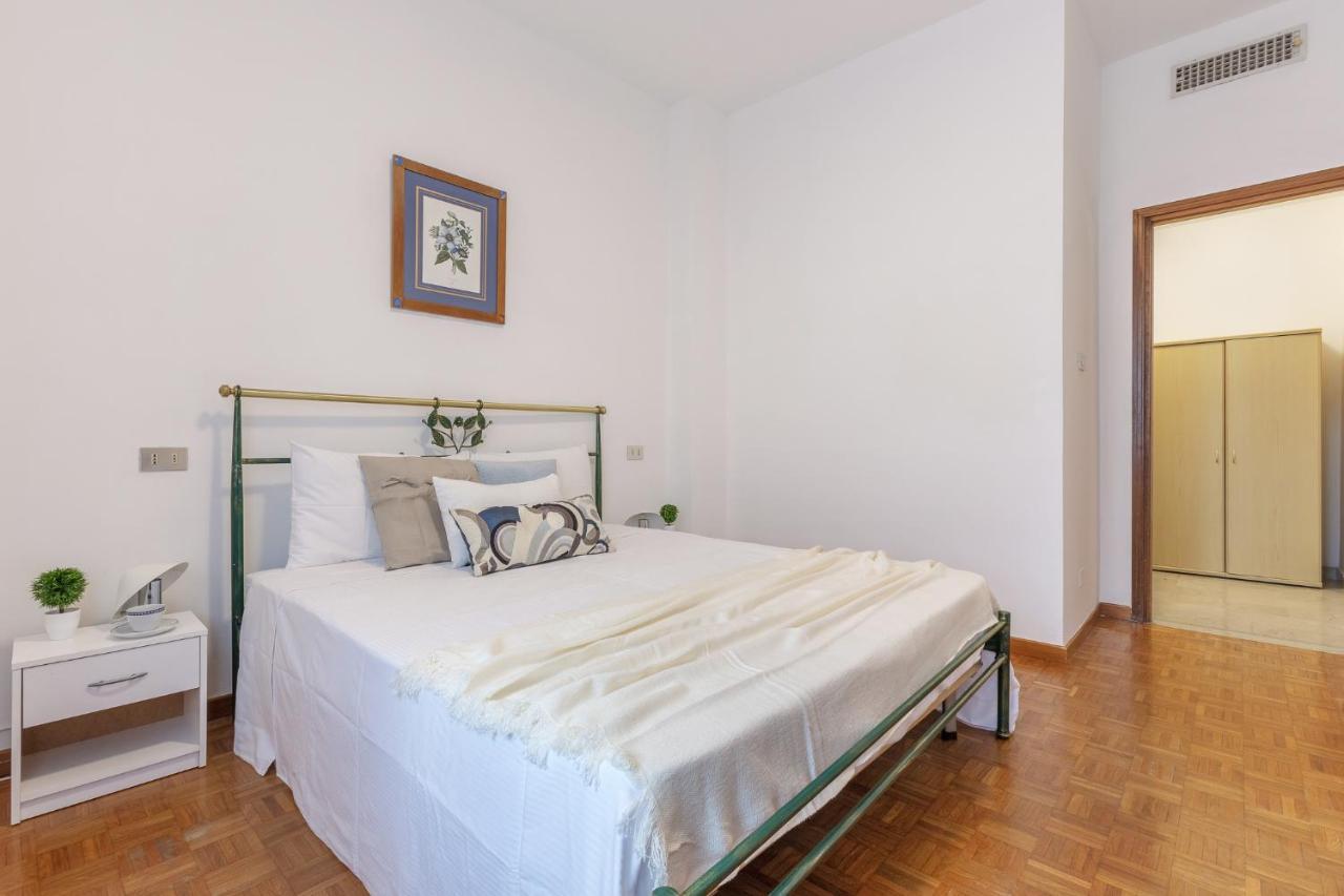 Ferrara A 5 Min Dalla Stazione Apartment X5 Exterior photo